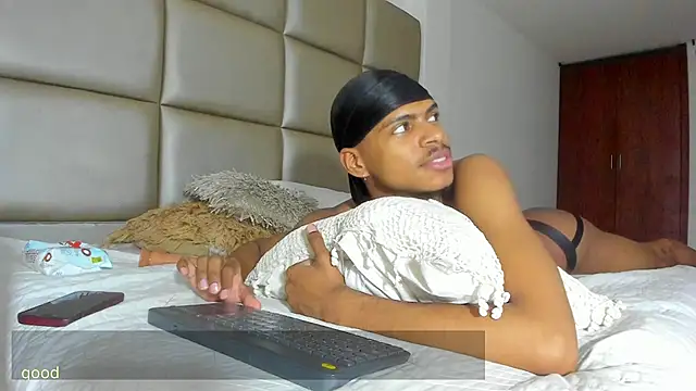 ChrisZurick Chat XXX live