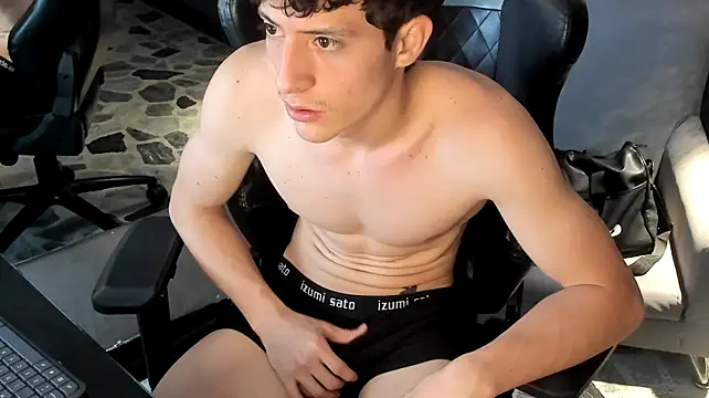 TheGhostforeeonss Adlı Modelin Canlı XXX Sohbeti
