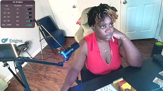 lovelyenigma365's Live XXX Chat