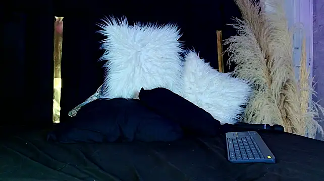 Zoee_8 XXX чат на живо