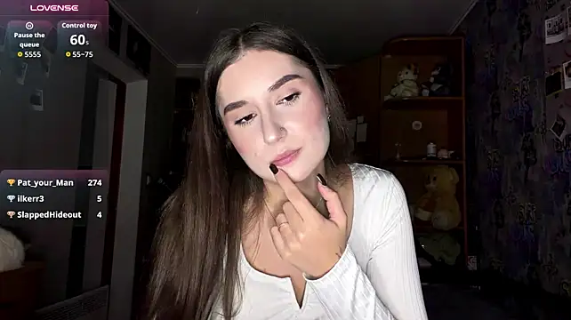 KittyNoSkirty's Live XXX Chat