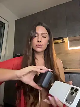 Mara_Kay Adlı Modelin Canlı XXX Sohbeti