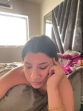 roxi-fox's Live XXX Chat