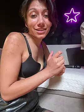Kiscsillagg's Live XXX Chat