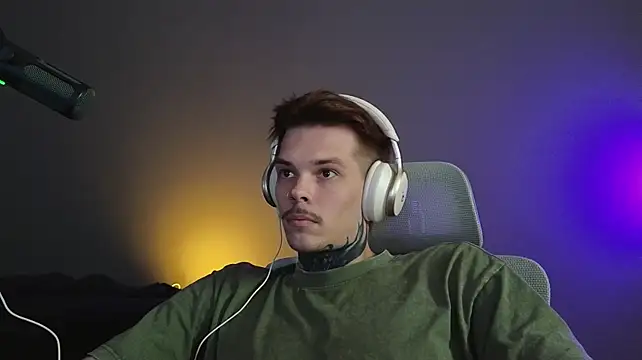 DENIS_HERE – Naživo XXX chat