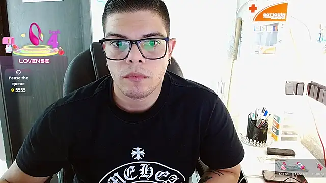 Chat +18 de Realjoel01 ao vivo