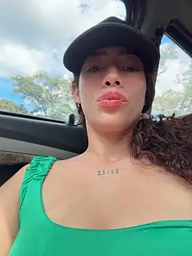 XXX chat uživo modela roxyrougee