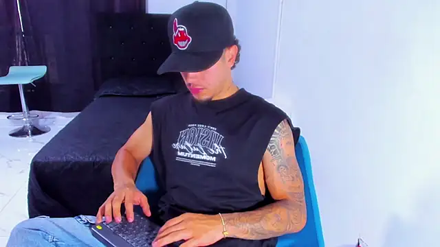 Živý XXX chat Mathiandluna333