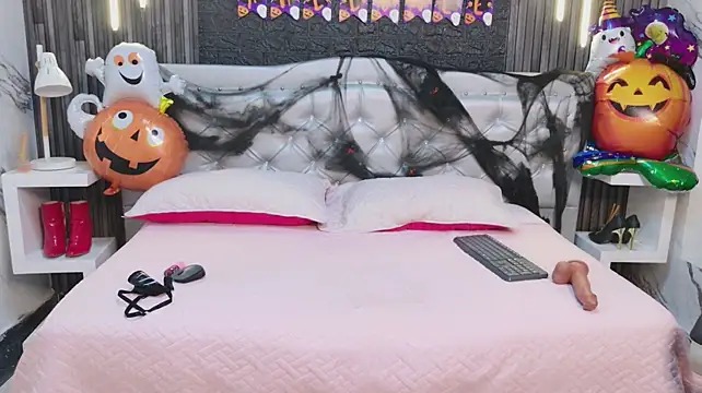 دردشة Pretty_Liaa_ الجنسية المباشرة