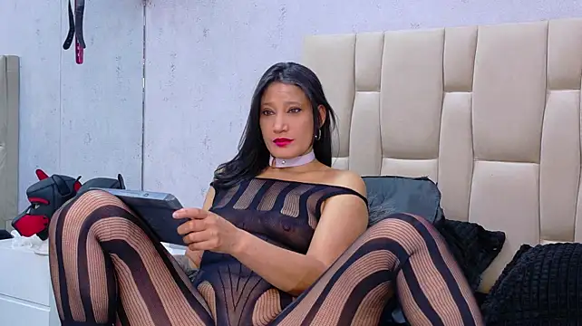 Chat +18 de PaulaCamis ao vivo