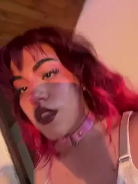 แชท XXX สดของ NikkiNix