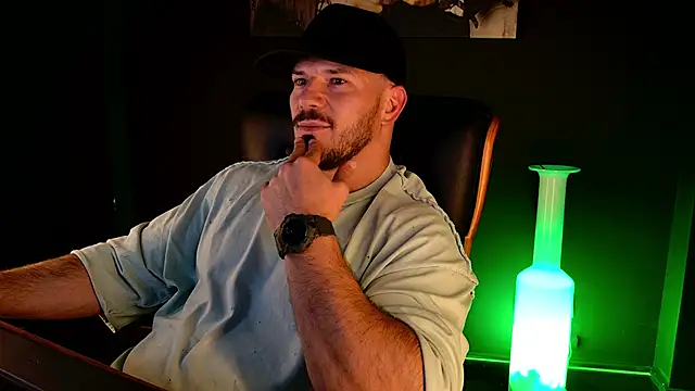 AngeloEricn Live XXX chat
