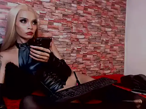 XXX chat uživo modela PHLauraLove
