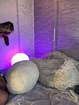 دردشة maddy1y_ الجنسية المباشرة