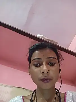 Desipari_777 élő XXX-chatje