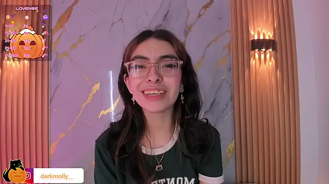 Molly_A – Naživo XXX chat