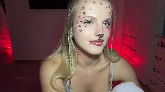 UnwedGrist's Live XXX Chat