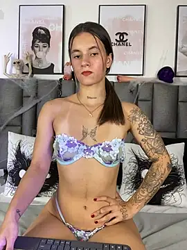 JuliaColemann Chat XXX in diretta