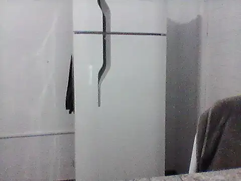 Robsonitj90 即時 XXX 聊天