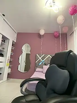 ValleryParker Adlı Modelin Canlı XXX Sohbeti