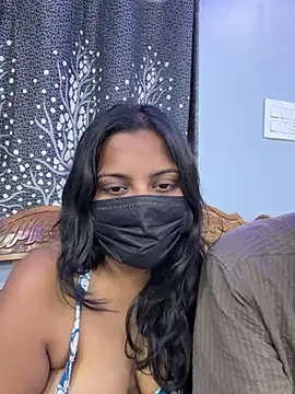 Show modela duovibess na web-kameri