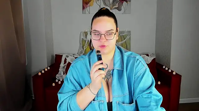צ'אט XXX בשידור חי של Kity_Mooree