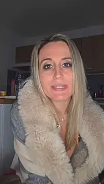 Malicia-hot Live XXX-Chat