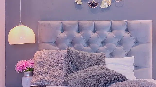 MillaJames_ Chat XXX in diretta