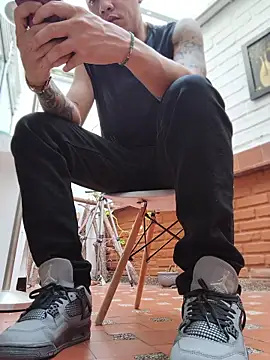 AlphaMasterXxx – Live XXX-chat