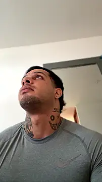 MarckMathews Live XXX-chat