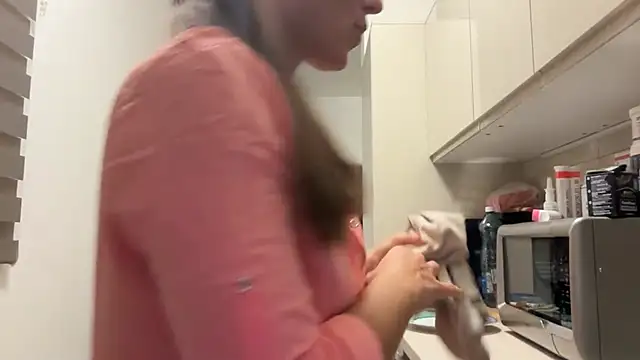 XXX chat uživo modela jennifer11772