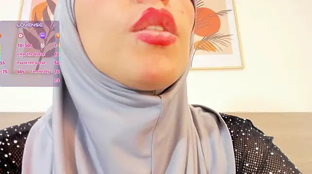 hanajameela Adlı Modelin Canlı XXX Sohbeti