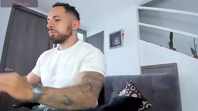 Mason_fit09's Live XXX Chat