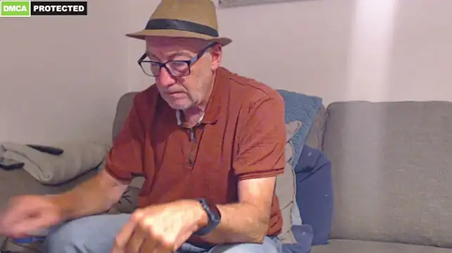 Show modela bluedae1 na web-kameri