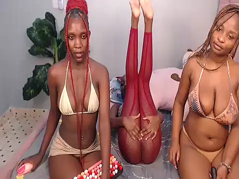 LunaDarlin Live XXX Chat