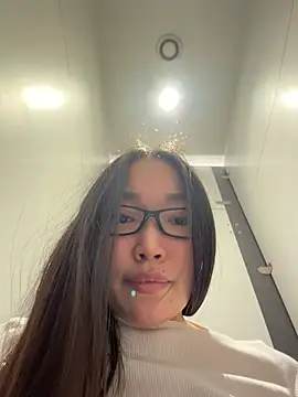 trytomakememoam's Live XXX Chat
