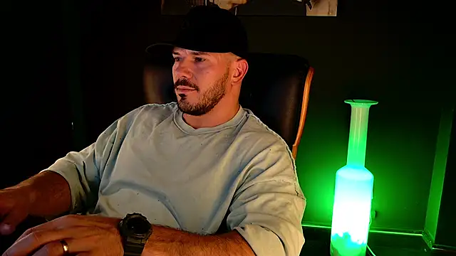 XXX chat uživo modela AngeloEric