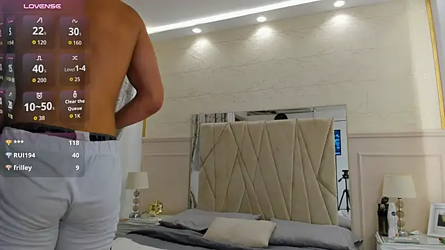 XXX chat uživo modela Adrien_Monteiro
