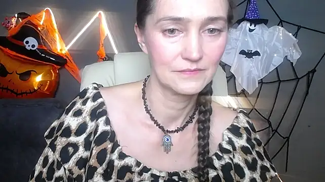 Chat XXX en directo de TayaFinch