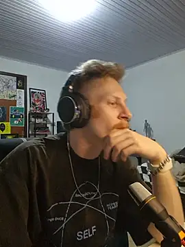 Chat XXX en directo de WhiteSteelDream