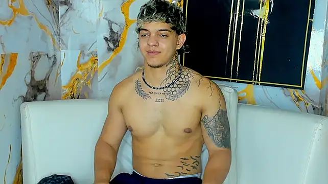 Noah__Browm Chat XXX in diretta