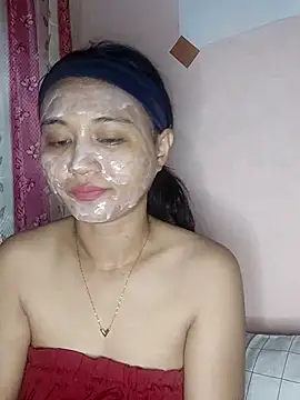 Rayya_4yy Adlı Modelin Canlı XXX Sohbeti