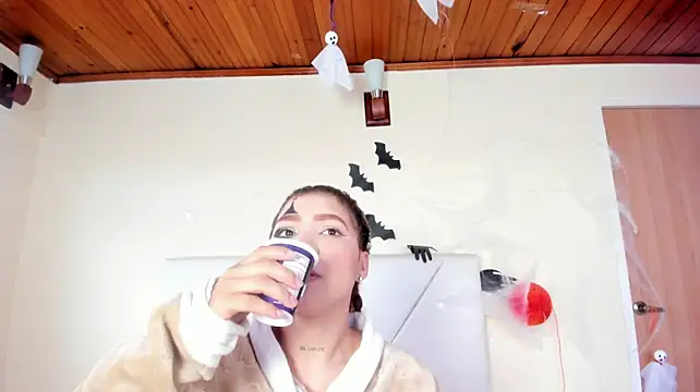 Ziahart Chat XXX in diretta