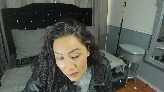 gaby_trent 라이브 XXX 채팅