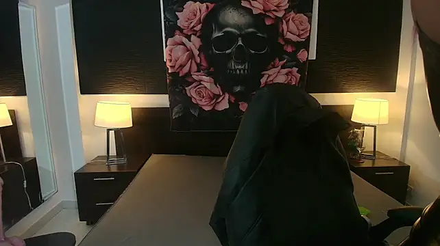 EvaaFoxxy1's Live XXX Chat