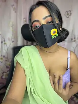 Naughty_Queen49 Adlı Modelin Canlı XXX Sohbeti