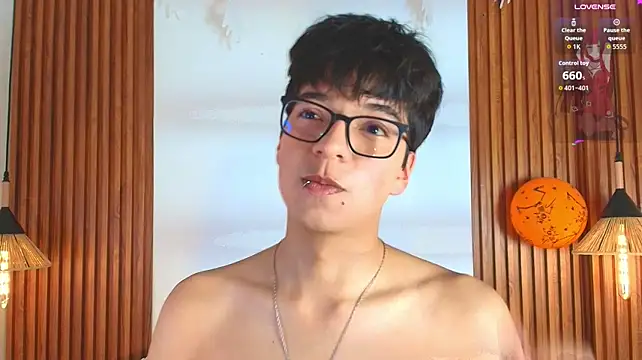 Milo_Wolff live XXX chat