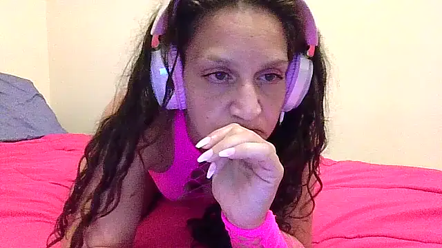 Chat XXX ao vivo de LexxxiLuvsLair