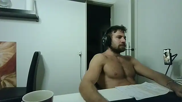 alpha-hunk Live XXX-Chat