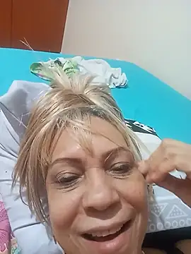Chat +18 de Jazminlover04 ao vivo